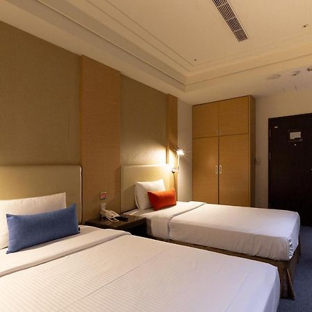 Ever Delightful Business Hotel Chiayi Eksteriør billede